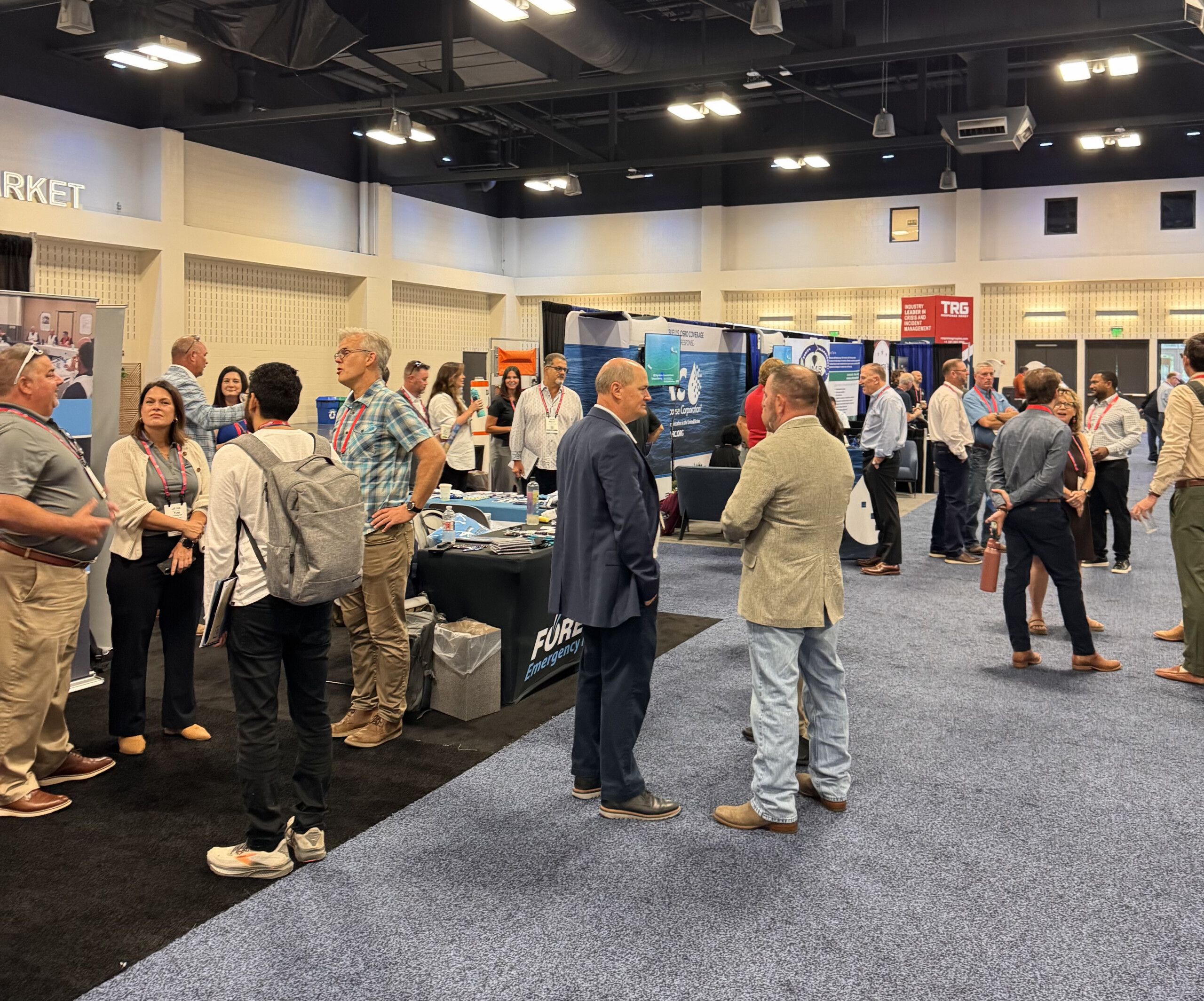 Gulf Response Alliance attendees connecting on the exhibit floor
